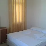 Orange Grove Apart *